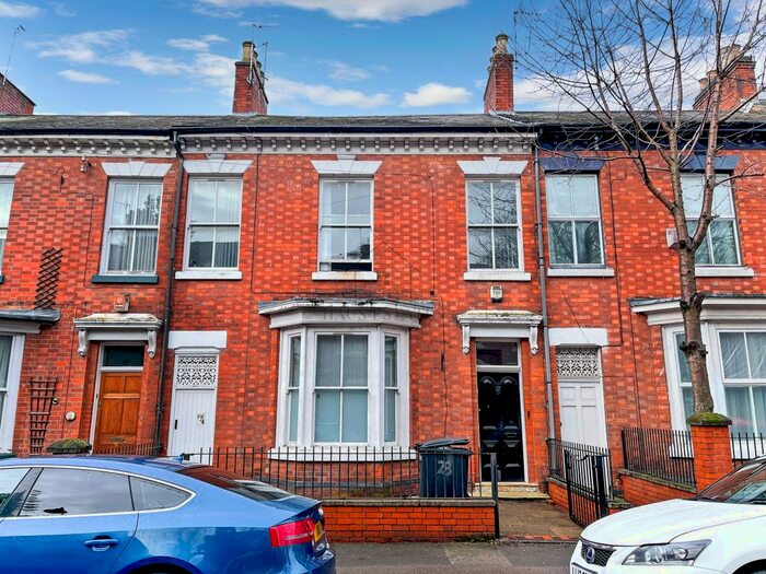 1 Bedroom Town House To Rent In Lincoln Street, Leicester, Leicestershire, LE2