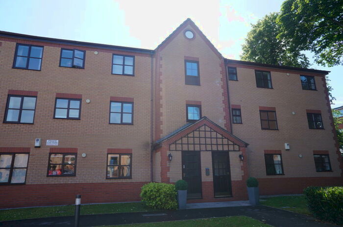 1 Bedroom Apartment To Rent In Raleigh Close, West Didsbury, M20