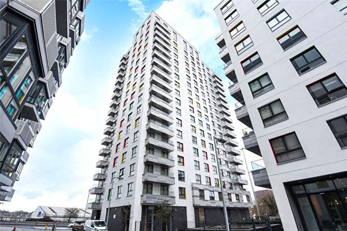 1 Bedroom Apartment To Rent In Hewitt, Alfred Street, Reading, Berkshire, RG1