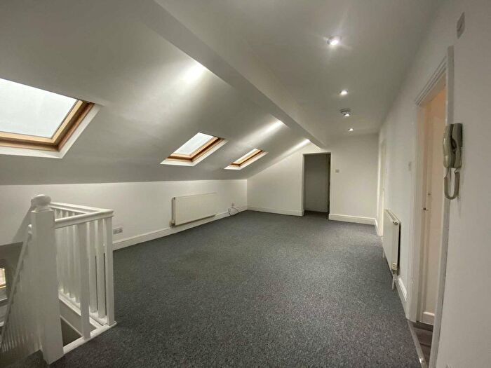 2 Bedroom Flat To Rent In Walton Road, Liverpool, L4