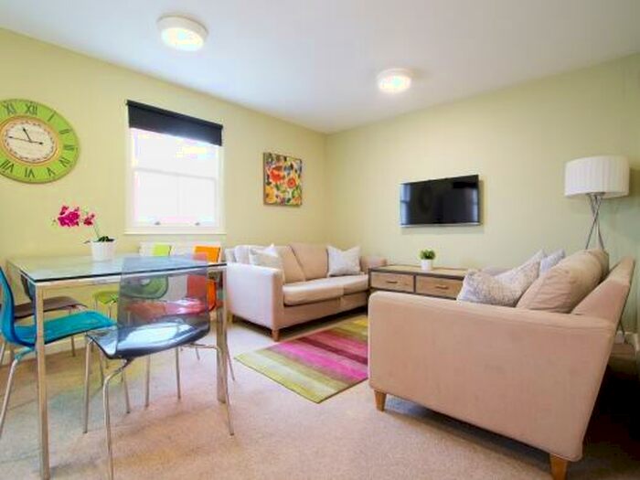 5 Bedroom Flat To Rent In The Tannery, Exeter, EX4