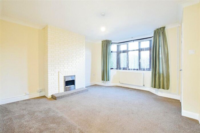 3 Bedroom End Of Terrace House For Sale In Cowdray Avenue, Colchester, Essex, CO1
