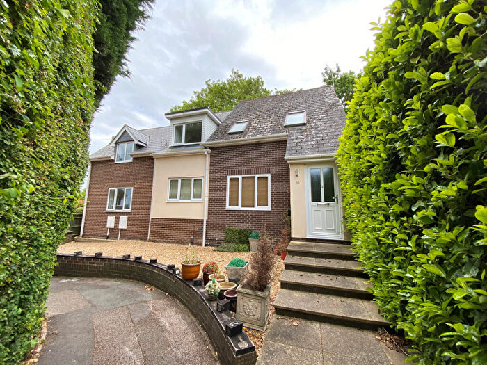 2 Bedroom Maisonette For Sale In King Alfred Drive, Didcot, OX11