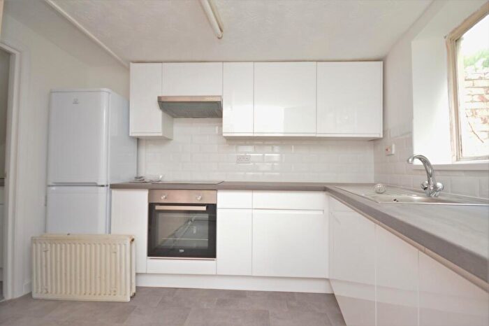 4 Bedroom End Of Terrace House To Rent In Luther Street, Brighton, BN2