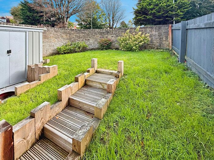 3 Bedroom End Of Terrace House For Sale In Owen Drive, Plymouth, PL7