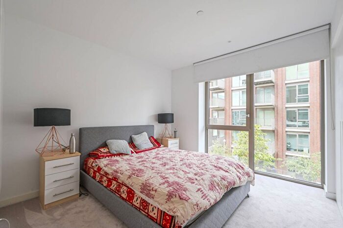 1 Bedroom Flat For Sale In Pendant Court, Silvertown, London, E16