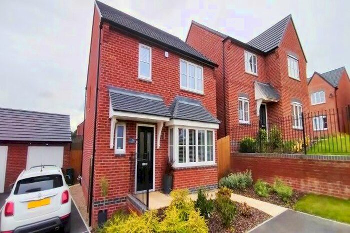 4 Bedroom Property To Rent In Emes Road, Chesterfield, S42