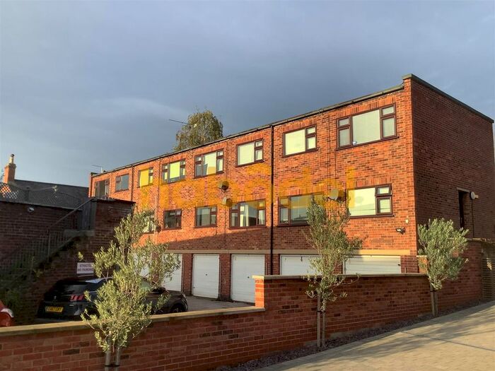 1 Bedroom Flat To Rent In Vernon Court, Radcliffe On Trent, Nottingham, NG12