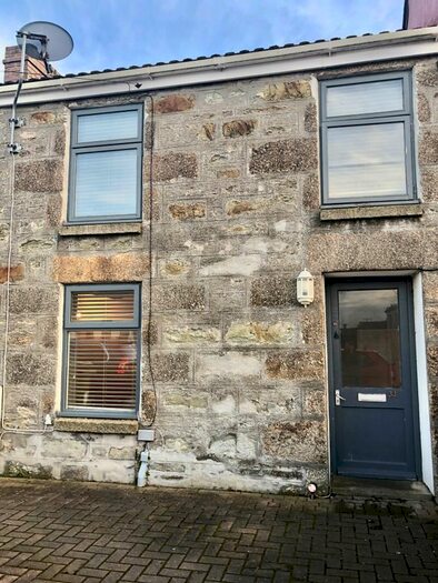 3 Bedroom Cottage To Rent In Bodriggy Street, Hayle, TR27
