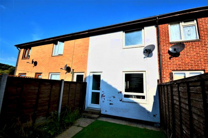 2 Bedroom Terraced House To Rent In Alvington Manor View, Newport, PO30