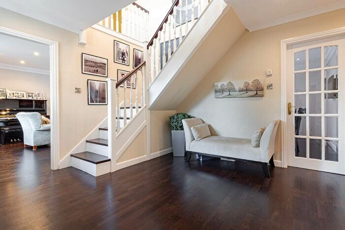 5 Bedroom Detached House For Sale In Clark Avenue, Linlithgow, EH49
