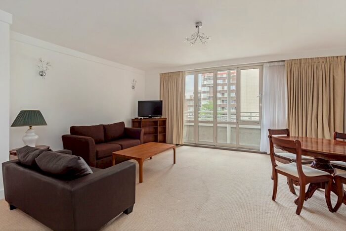 2 Bedroom Flat To Rent In Porchester Gate, Bayswater, W2