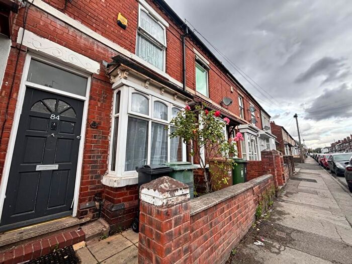 3 Bedroom Terraced House To Rent In Kingsley Street, Walsall, WS2