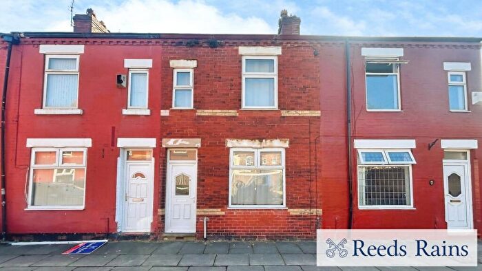3 Bedroom Terraced House For Sale In Middlebourne Street, Salford, Greater Manchester, M6