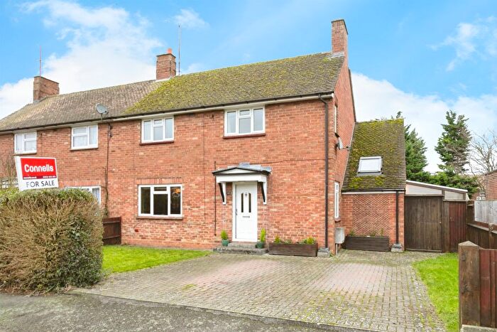 3 Bedroom Semi-Detached House For Sale In Hesketh Road, Yardley Gobion, Towcester, NN12