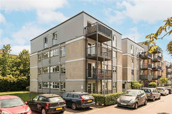 2 Bedroom Flat For Sale In Limerick Close, Clapham South, SW12