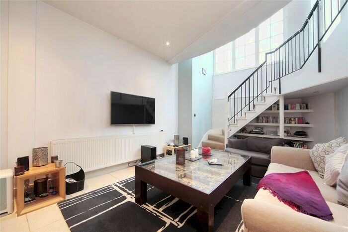 1 Bedroom Flat To Rent In Priory Grove, Stockwell, SW8