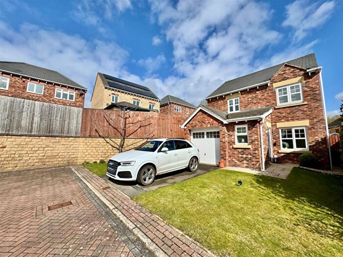 3 Bedroom Detached House For Sale In Rosefield Avenue, Woolley Grange, Barnsley, S75