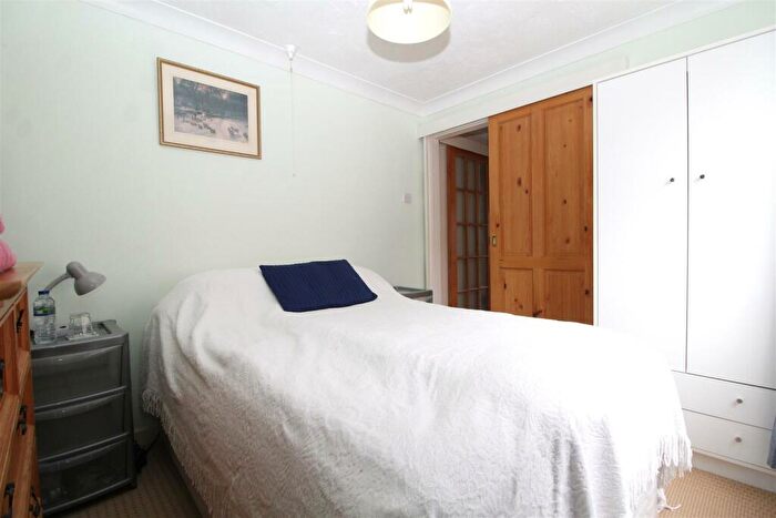 5 Bedroom Semi-Detached House For Sale In Rydal Avenue, Ramsgate, CT11