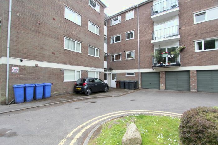 2 Bedroom Flat To Rent In Ladies Spring Grove, Sheffield, S17