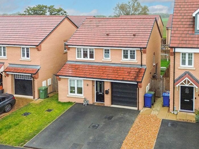 3 Bedroom Detached House For Sale In Bramble Garth, Hambleton, Selby, YO8
