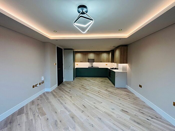 1 Bedroom Flat For Sale In Rye Lane, London, SE15