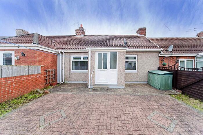 2 Bedroom Bungalow For Sale In Meadow Avenue, Blackhall Colliery, Hartlepool, TS27