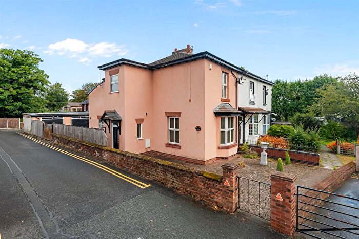 3 Bedroom End Terrace House For Sale In Victoria Villas, Rainhill, L35