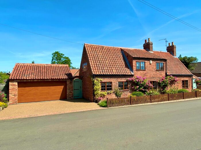 3 Bedroom Cottage For Sale In Holly Cottage, Bathley Lane, Little Carlton, NG23