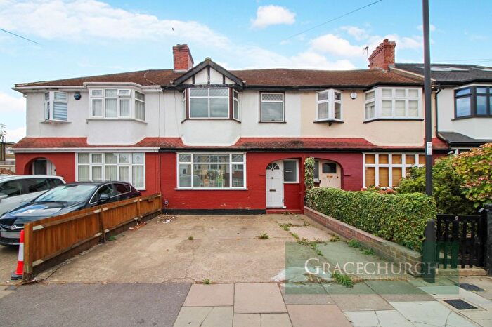 3 Bedroom Terraced House For Sale In Empire Avenue, Edmonton, N18