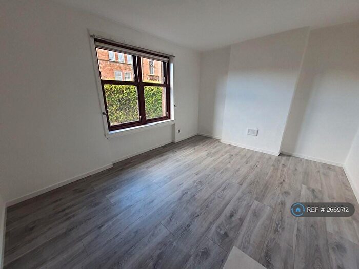 2 Bedroom Flat To Rent In Craigielea St, Glasgow, G31