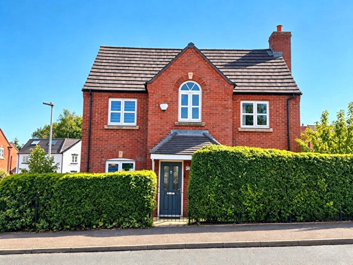 4 Bedroom Detached House For Sale In Lower Church Lane, Tipton, DY4