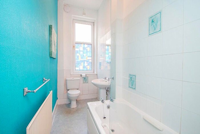 1 Bedroom Flat For Sale In / Hermand Street, Edinburgh, EH11
