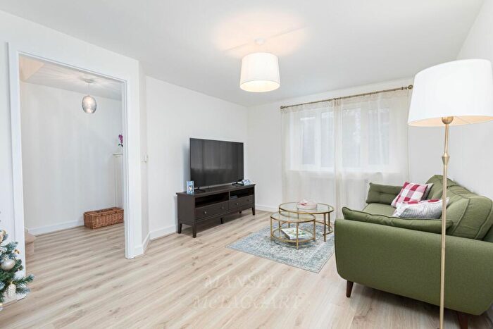 3 Bedroom Terraced House For Sale In St. Michaels Road, East Grinstead, RH19