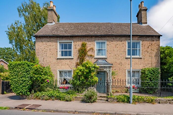 6 Bedroom Detached House For Sale In Laurels, Eynesbury, St Neots, PE19