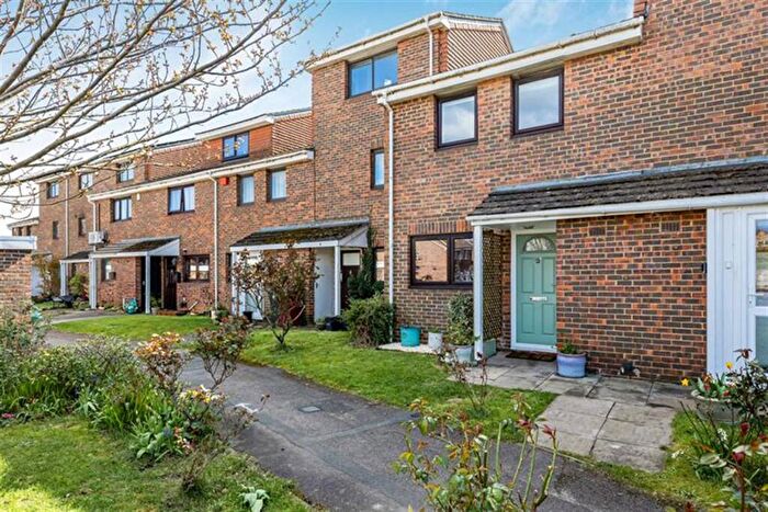 3 Bedroom Terraced House For Sale In St. Stephens Close, Caversham, Reading, RG4