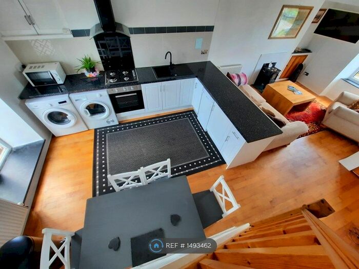 2 Bedroom Terraced House To Rent In Gladstone Terrace, Long Rock, Penzance, TR20