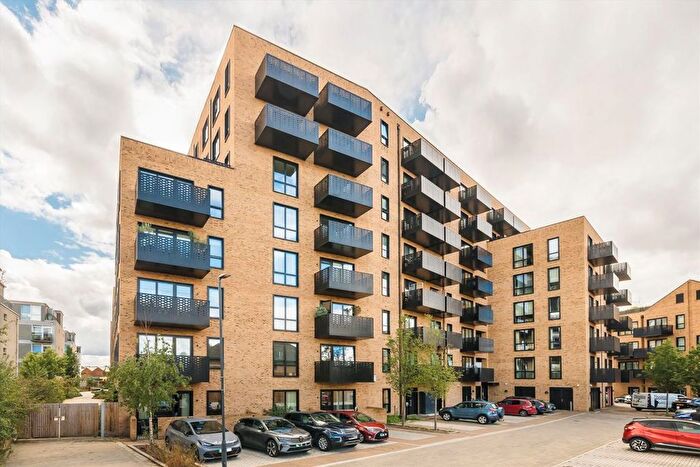 1 Bedroom Flat To Rent In Middle Road, Hanwell, W7