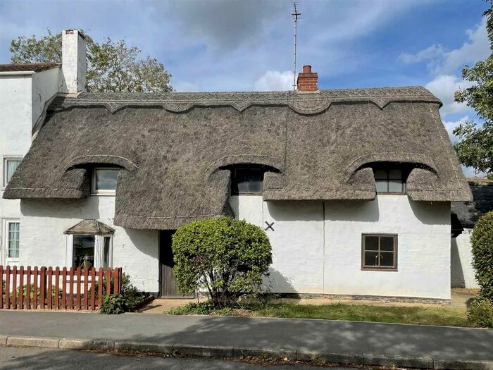 1 Bedroom Cottage To Rent In Oundle Road, Alwalton, Peterborough, PE7