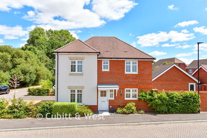 3 Bedroom Detached House For Sale In West Brook View, Emsworth, Hampshire, PO10