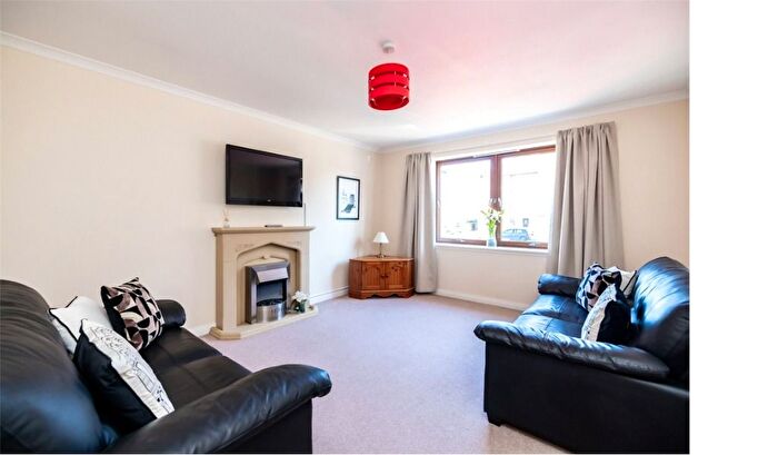 2 Bedroom Flat To Rent In Links View, City Centre, Aberdeen, AB24