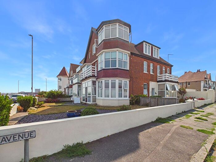2 Bedroom Flat For Sale In Royal Esplanade, Margate, CT9