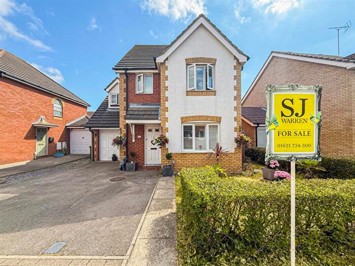 4 Bedroom Detached House For Sale In Primrose Walk, Southminster, CM0