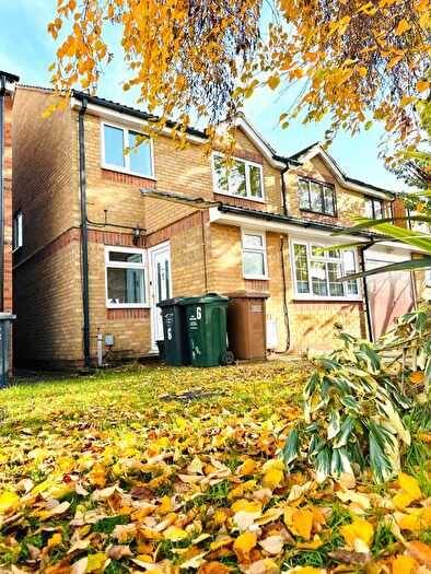 3 Bedroom Semi-Detached House To Rent In Groveherst Road, Dartford, DA1