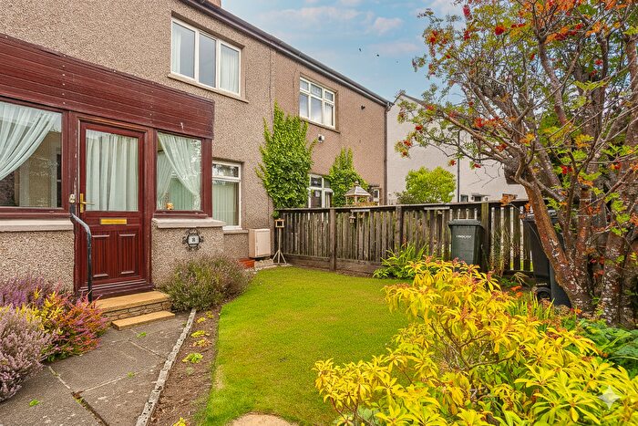 2 Bedroom Terraced House For Sale In Rowantree Avenue, Currie, EH14