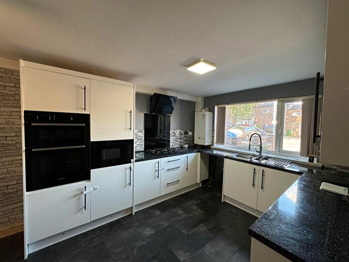 3 Bedroom Terraced House To Rent In Chapelon, Tamworth, B77