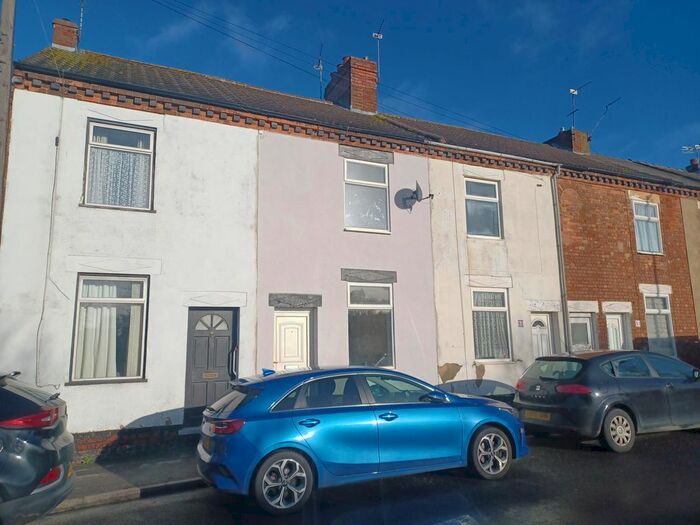 3 Bedroom Terraced House To Rent In Heath Road, Stapenhill, Burton-On-Trent, DE15