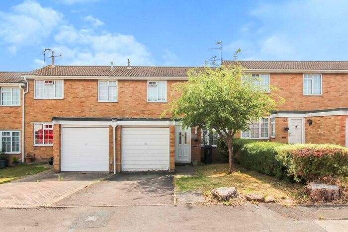 2 Bedroom Terraced House To Rent In Larchmore Close, Haydon Wick, Swindon, SN25