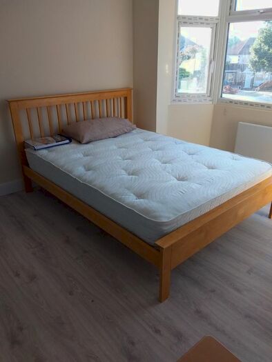 Studio To Rent In Empire Road, Greenford, Middlesex, UB6