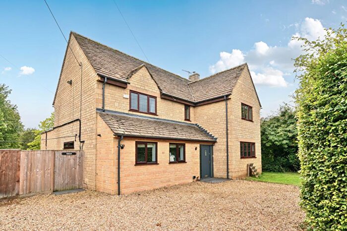 4 Bedroom Detached House To Rent In Milton-under-wychwood, Oxfordshire, OX7